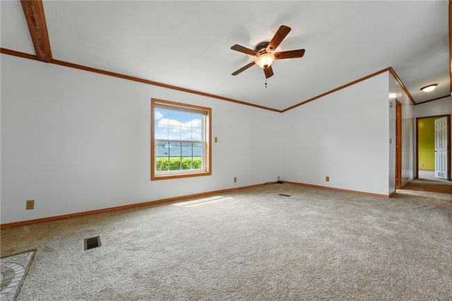 127 Rock Lake Dr, House other with 2 bedrooms, 2 bathrooms and 2 parking in Zelienople PA | Image 10