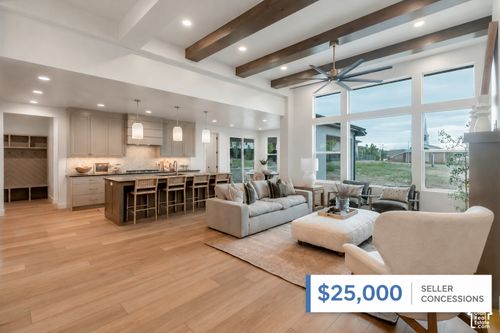 1082 E 110 S, Pleasant Grove, UT, 84062-3945 | Card Image