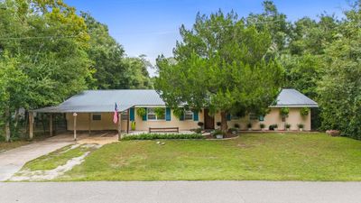 606 W 3rd St, House other with 4 bedrooms, 3 bathrooms and null parking in Carrabelle FL | Image 3