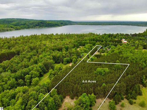 6A S Lime Lake Rd, Cedar, MI, 49621 | Card Image