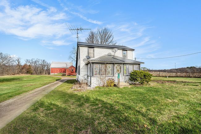 53987 Burlington Rd, Home with 3 bedrooms, 1 bathrooms and null parking in Marcellus MI | Image 4