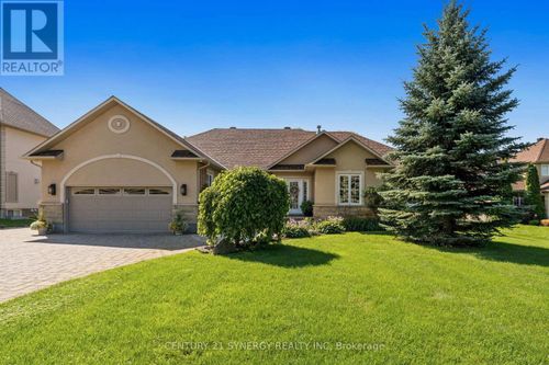 1302 Bankfield Road, Ottawa, ON, K4M1A2 | Card Image
