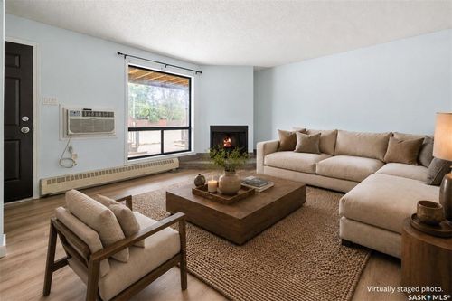 102-2931 Harding St, Regina, SK, S4V1B9 | Card Image