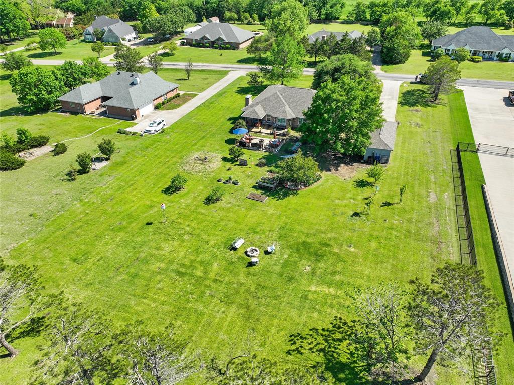 Belmont Ln, Van Alstyne, TX 75495