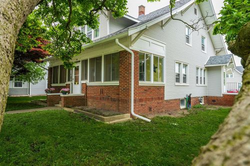 106 Boundary St, Stanford, IL, 61774-1605 | Card Image