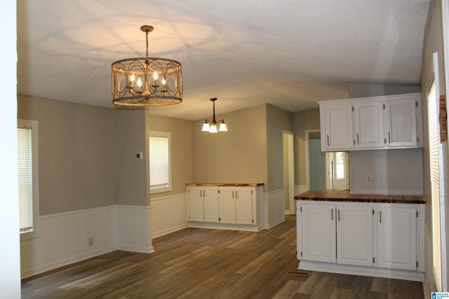 220 Crestview Dr, House other with 3 bedrooms, 2 bathrooms and null parking in SPRINGVILLE AL | Image 9
