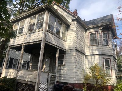 17 Hampshire St, House other with 4 bedrooms, 1 bathrooms and 3 parking in Everett MA | Image 2