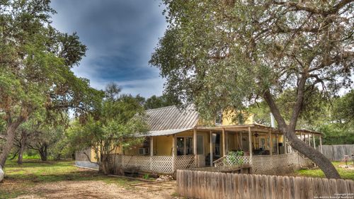 704 Alex Auld Dr, Leakey, TX, 78873-3503 | Card Image