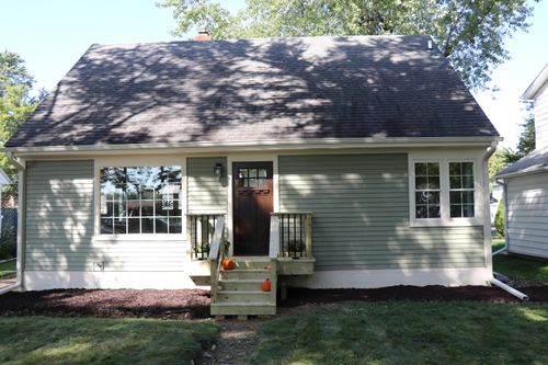 506 W Morgan Ave, Chesterton, IN, 46304-2242 | Card Image