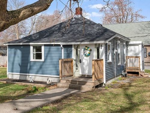 40 Pierce Ave, Lunenburg, MA, 01462-2531 | Card Image