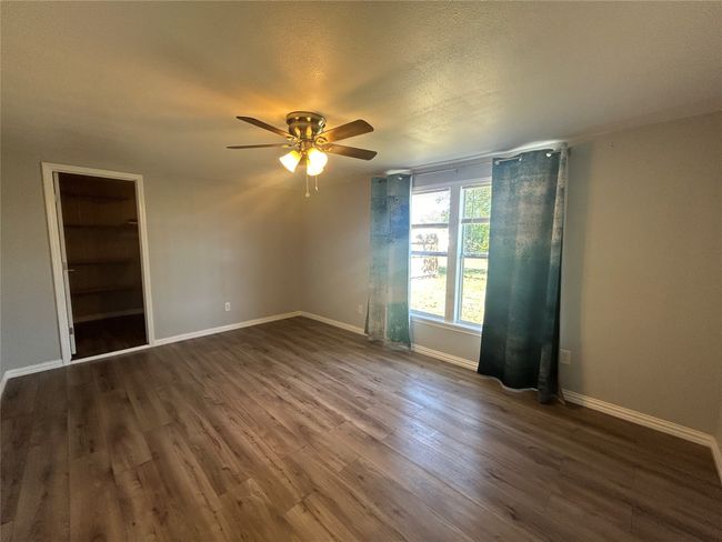 708 Barrow St, House other with 4 bedrooms, 2 bathrooms and null parking in Goldthwaite TX | Image 9