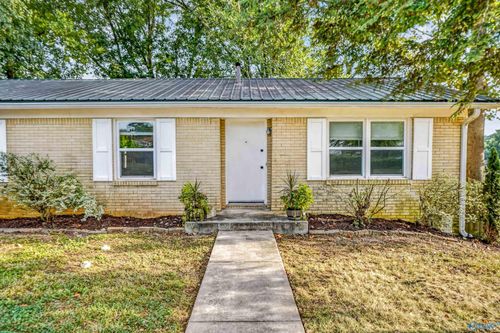 3813 Sw Belvoir Drive Sw, Huntsville, AL, 35805 | Card Image