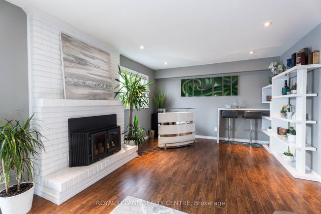 110 Simmons Blvd, House attached with 6 bedrooms, 3 bathrooms and 4 parking in Brampton ON | Image 22