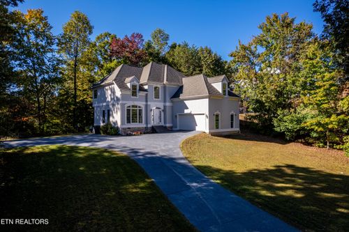 2236 Battle Ground Dr, Pigeon Forge, TN, 37863-6267 | Card Image