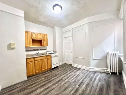 apt-406-92 Waldo Ave, Jersey City, NJ, 07306-1468 | Card Image