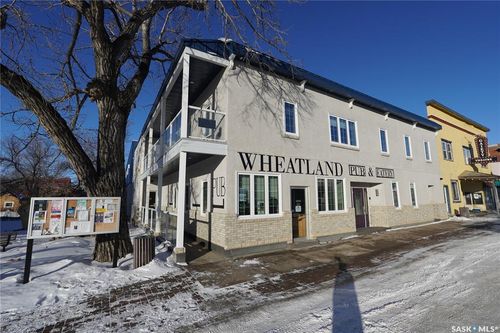 408 Main St, Gravelbourg, SK, S0H1X0 | Card Image