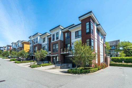 15-20087 68 Ave, Langley, BC, V2Y0Y4 | Card Image
