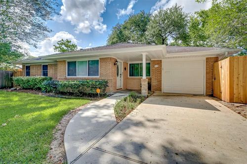 6119 Darnell St, Houston, TX, 77074-7413 | Card Image