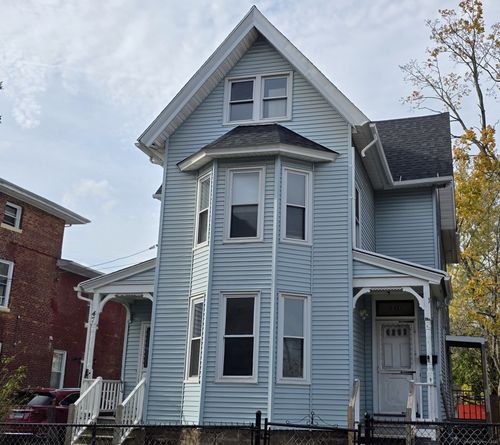 47 Williams St, Hartford, CT, 06120-2836 | Card Image