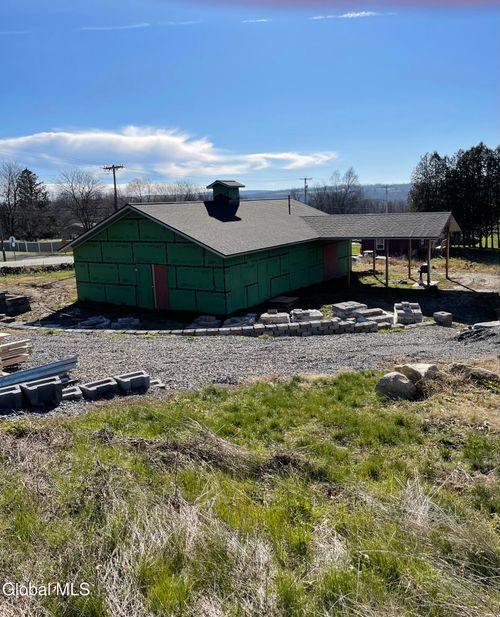 137 Lafayette St, Palatine Bridge, NY, 13428-3400 | Card Image