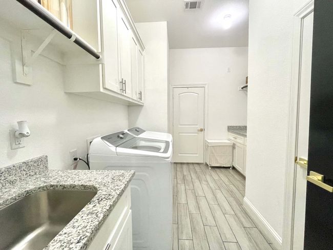 1511 Farrar Rd, House other with 3 bedrooms, 3 bathrooms and null parking in Palmer TX | Image 16