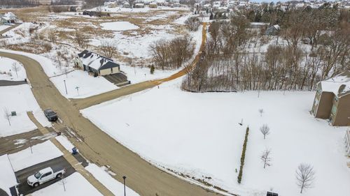 4708 Towns Edge Rd, Minnetrista, MN, 55375-4403 | Card Image