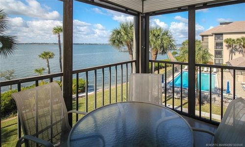 305-4720 Ne Sandpebble Trce, Stuart, FL, 34996-1495 | Card Image