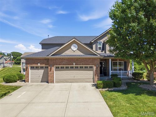 152 Forest Oaks Dr, Caseyville, IL, 62232-2847 | Card Image
