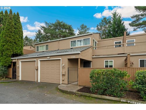 17525 Nw Shorewood Dr, Beaverton, OR, 97006-3280 | Card Image