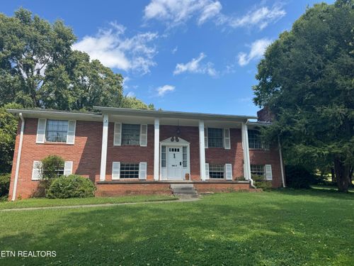 600 E Meadecrest Dr, Knoxville, TN, 37923-2430 | Card Image