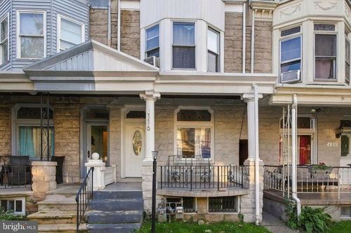116 W Windsor St, READING, PA, 19601-2098 | Card Image