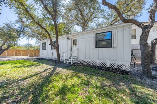 507 Steart Street, Rockport, TX, 78382 | Card Image