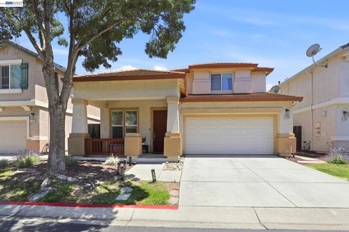 1205 Nellis Ct, Pittsburg, CA, 94565-4140 | Card Image