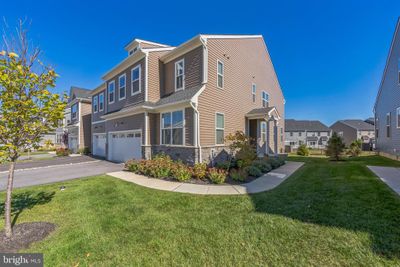 9 Ladbroke Drive, Townhouse with 4 bedrooms, 3 bathrooms and null parking in EXTON PA | Image 1