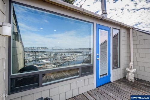 1000 Se Bay 402b Bl, Newport, OR, 97365 | Card Image