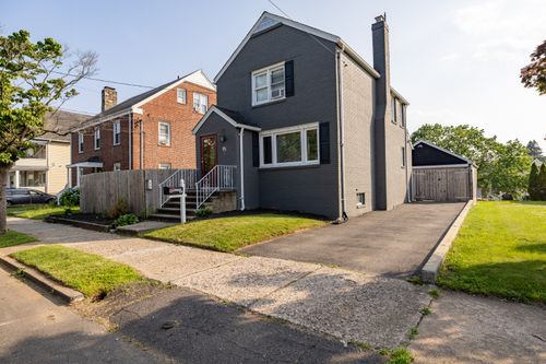 95 Hillside Ave, Bridgeport, CT, 06604-1415 | Card Image