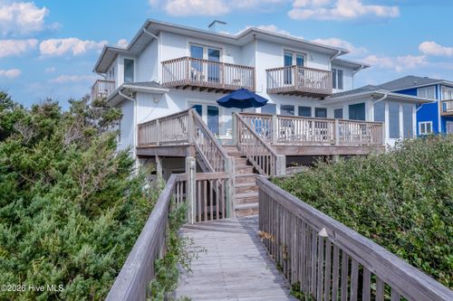 6605 Ocean Dr, Emerald Isle, NC, 28594-3332 | Card Image