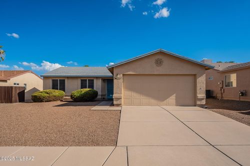 8996 E Pomegranate Street, Tucson, AZ, 85730 | Card Image