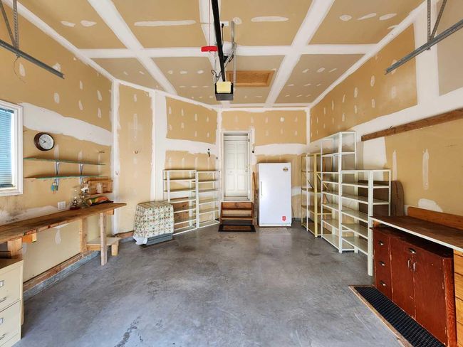 27 Skyline Cres, Home with 2 bedrooms, 2 bathrooms and 2 parking in Claresholm AB | Image 20