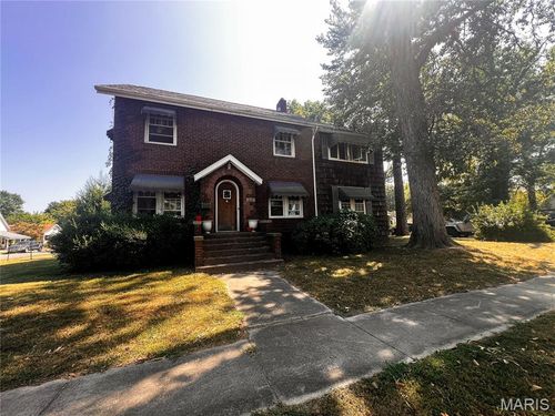 620 N College St, Salem, IL, 62881-1229 | Card Image