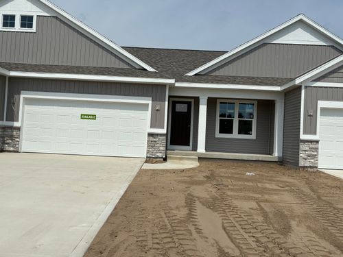 29-15713 Hawley Dr, Grand Haven, MI, 49417-7685 | Card Image
