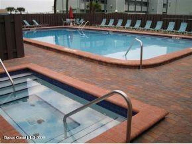 313 - 3170 N Atlantic Ave, Condo with 2 bedrooms, 2 bathrooms and null parking in Cocoa Beach FL | Image 4