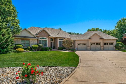 51678 Meadow Pointe, Granger, IN, 46530-5125 | Card Image