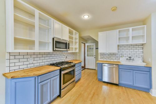 950 Oakland Avenue, Waukesha, WI, 53186 | Card Image