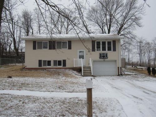 245 N Arminda Ave, Monticello, IA, 52310-1116 | Card Image