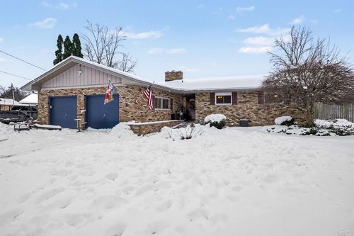 2247 Mayfield Rd, Saginaw, MI, 48602-3523 | Card Image