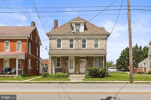 1228 Broadway, HANOVER, PA, 17331-1509 | Card Image