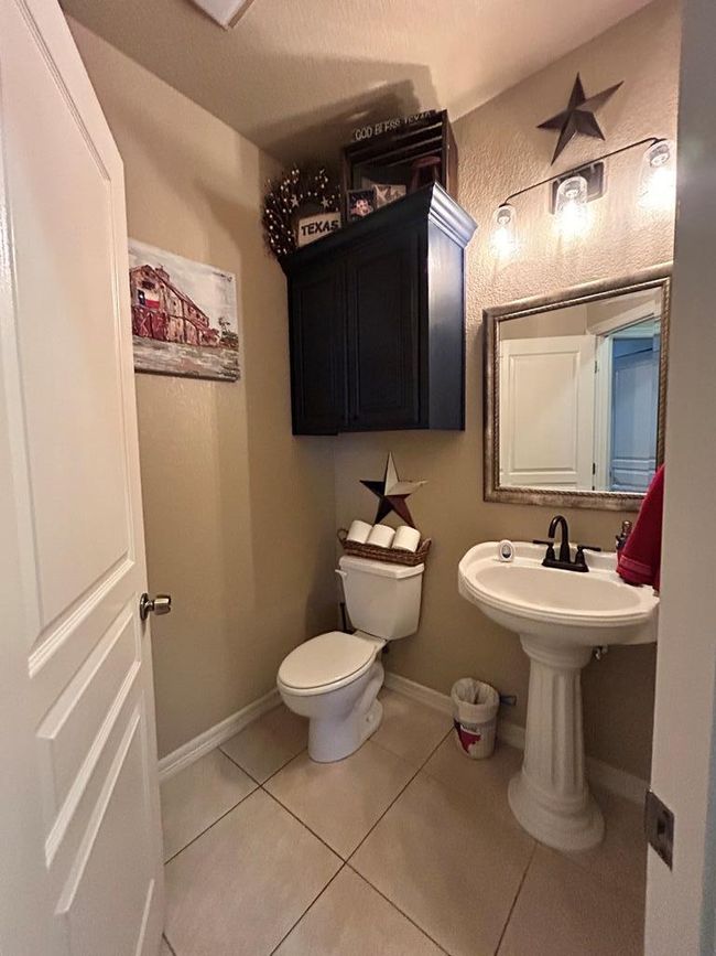 390 Hackberry Dr, House other with 5 bedrooms, 5 bathrooms and 3 parking in Andrews TX | Image 42