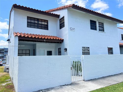 e-6241 Sw 138th Ct, Miami, FL, 33183-5128 | Card Image