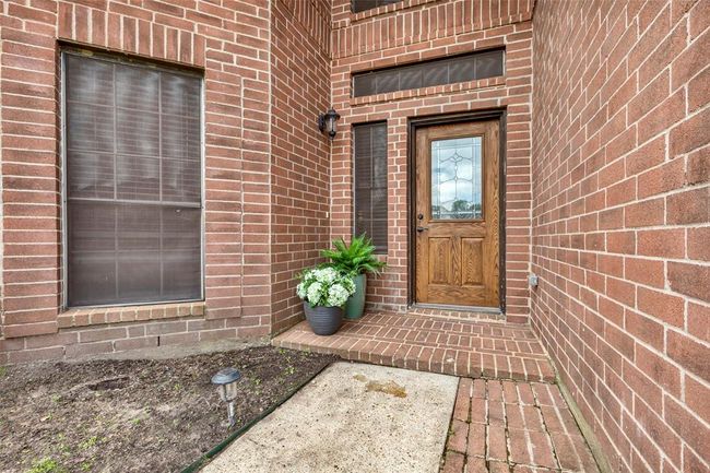 1003 Highland Woods Dr, House other with 4 bedrooms, 3 bathrooms and 2 parking in Highlands TX | Image 32